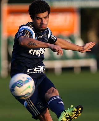 Egídio supera vaias e garante que será aplaudido: 