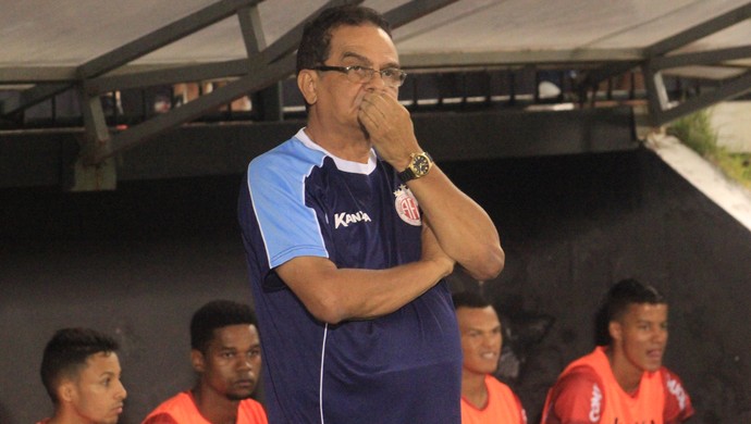 Francisco Diá técnico do América-RN (Foto: Fabiano de Oliveira) Francisco Diá técnico do América-RN (Foto: Fabiano de Oliveira)