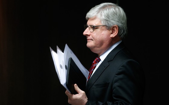 Rodrigo Janot, arrives to attend a session of the Public Attorney's National Council, in Brasilia, (Foto: Eraldo Peres/AP)