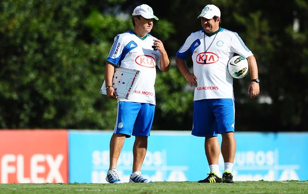 gilson kleina Palmeiras treino (Foto: Marcos Ribolli / Globoesporte.com)
