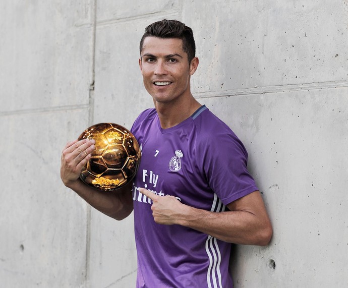 Cristiano Ronaldo - Bola de Ouro (Foto: Reprodução/Twitter)