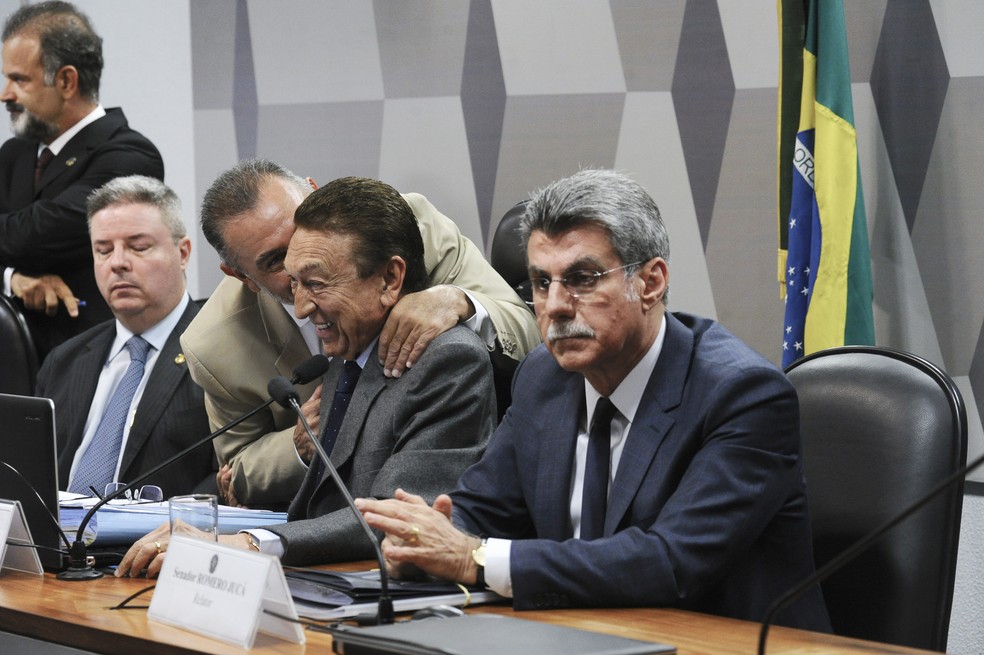 Relator Romero Jucá durante sessão da CCJ sobre a reforma trabalhista (Foto: Geraldo Magela/Agência Senado)