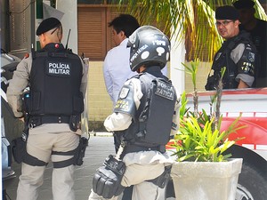 Paredes ficará aguardando o julgamento preso no 5º Batalhão da Polícia Militar (Foto: Walter Paparazzo/G1) Paredes ficará aguardando o julgamento preso no 5º Batalhão da Polícia Militar (Foto: Walter Paparazzo/G1)