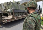 Blindados da Marinha já estão à disposição da PM para a Maré (Tasso Marcelo/AE)