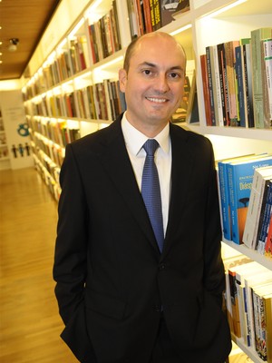 Eduardo Felipe Matias, autor do livro A humanidade contra as cordas (Foto: Divulgação)