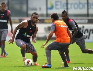 Carlos Alberto treino Vasco (Foto: Marcelo Sadio / Site Oficial do vasco)