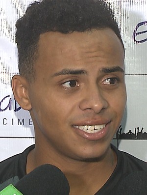 Fernandinho, jogador do Botafogo-PB (Foto: Reprodução / TV Cabo Branco)