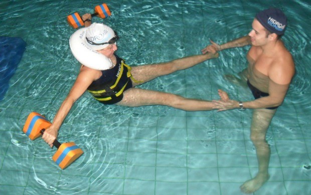 Hidroterapia treino aeróbico na água eu atleta (Foto: Divulgação)