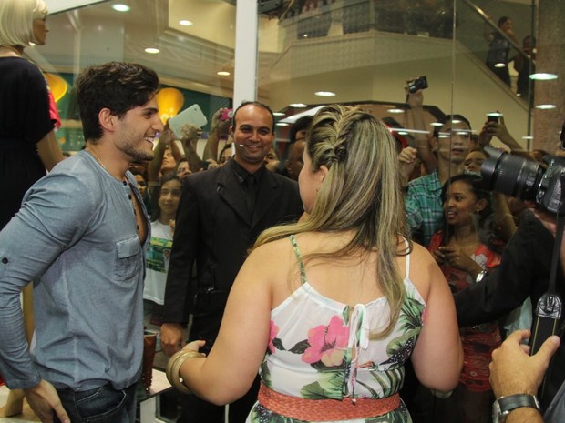 Ex-BBB André Martinelli em evento em shopping em Belém do Pará (Foto: Wesley Costa/ Ag. News)