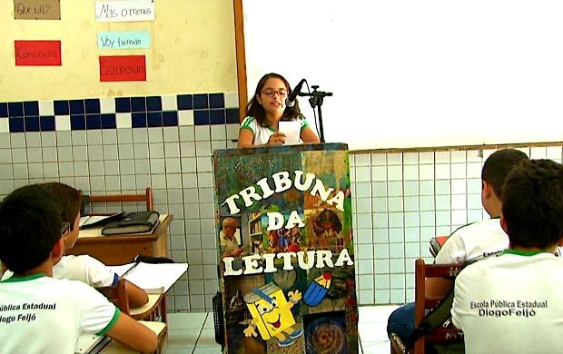 Alunos do ensino fundamental no Acre participam de projeto de leitura (Foto: Bom Dia Amazônia)