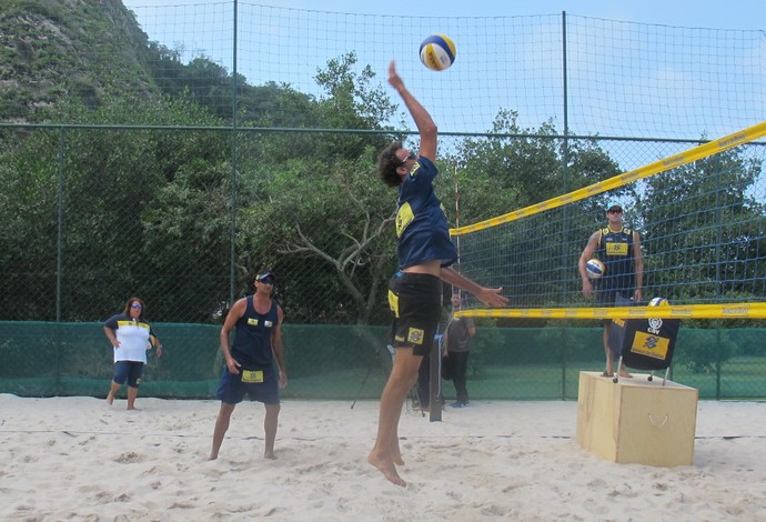 Primeiro treino de Ricardo e Emanuel (Foto: Carol Fontes)