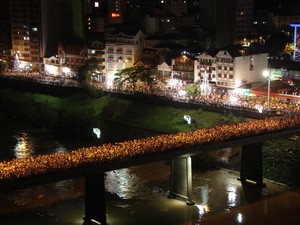 Multidão acompanhou a Festa da Virada na Avenida Beira Rio (Foto: Jaime Batista da Silva/Divulgação)