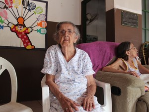 Margarida Bezerra, de 88 anos, faz questão destacar como a mulher evolui durante nos últimos anos (Foto: Gil Oliveira/ G1)
