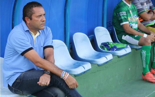 Suélio Lacerda, treinador do Sousa (Foto: Leonardo Silva/Jornal da Paraíba)