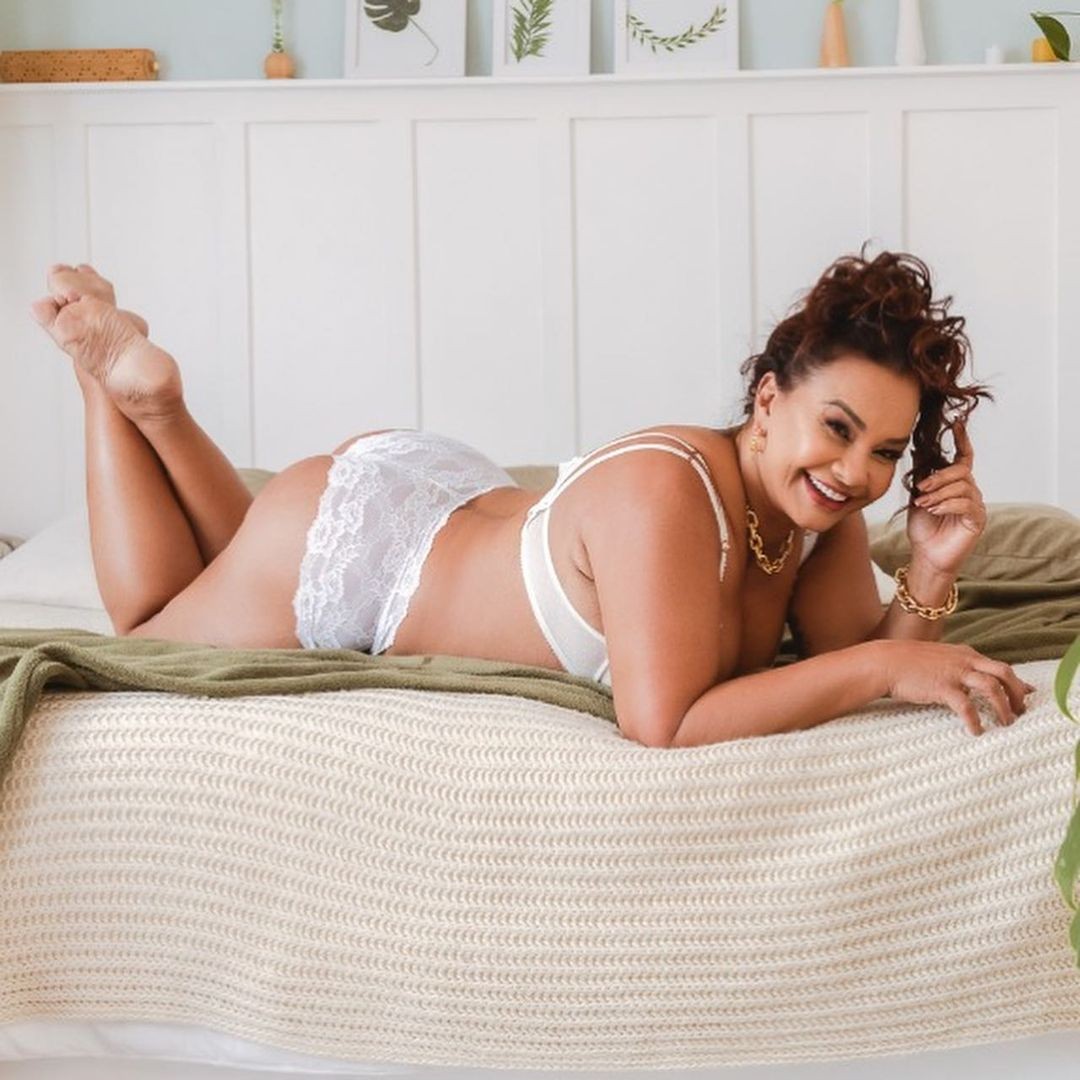 Solange Couto Posa De Lingerie E Recebe S Rie De Elogios Eita Que
