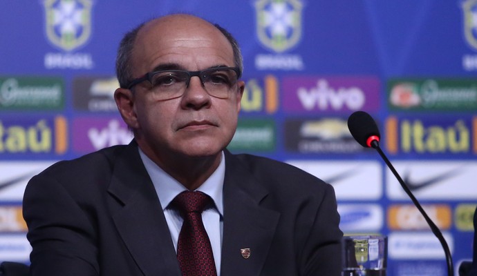 Mesmo sem títulos, dirigentes de Fla e Timão afirmam que semestre foi 