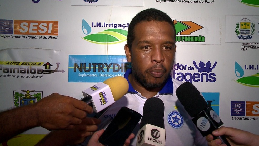 Vladimir de Jesus, treinador do Parnahyba (Foto: Reprodução/TV Clube)