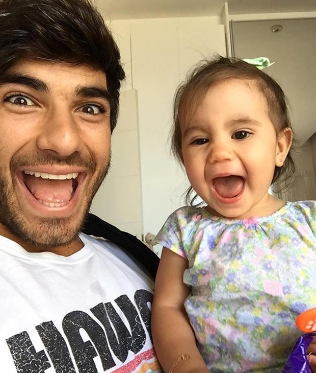 Hugo Moura e Maria Flor (Foto: Instagram / Reprodução)