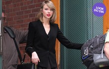 Look do dia: Taylor Swift sai toda de preto e com batom vermelhão