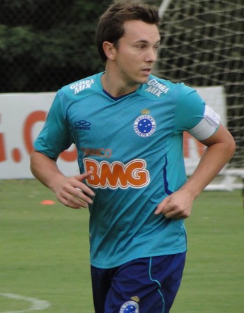 Dagoberto no treino do Cruzeiro (Foto: Mauricio Paulucci)
