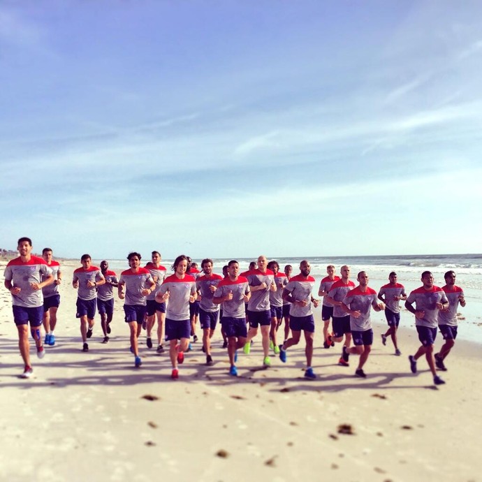 training united states jacksonville beach (Photo: Playback / Twitter)