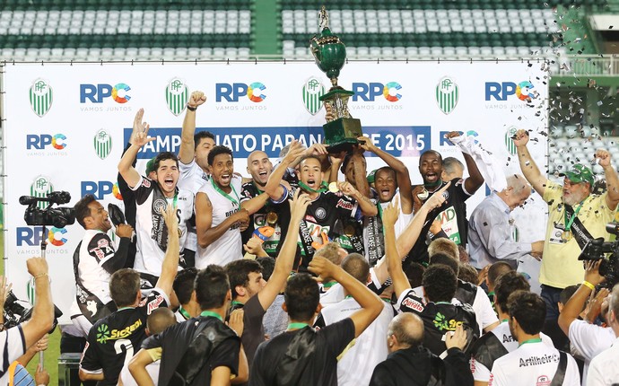 operário-pr campeão paranaense coritiba (Foto: Giuliano Gomes/PR Press)