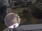 Vídeo mostra morador de rua morto a facadas (Reprodução/TV Vanguarda)