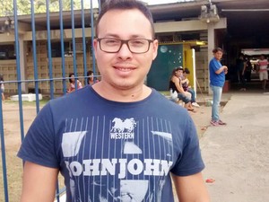 Anderson Soares, de 27 anos, fez o Enem na UFPB como experiência (Foto: André Resende/G1)