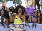 Protesto contra Eduardo Cunha reúne mulheres no Centro do Rio