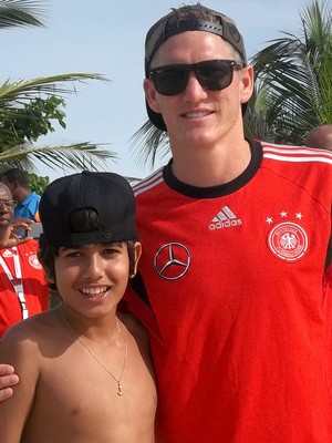 Ricardo torcedor e Schweinsteiger Alemanha  (Foto: Divulgação )