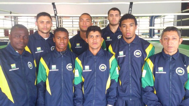 Atletas e treinadores que estão na República Dominicana (Foto: Reprodução)