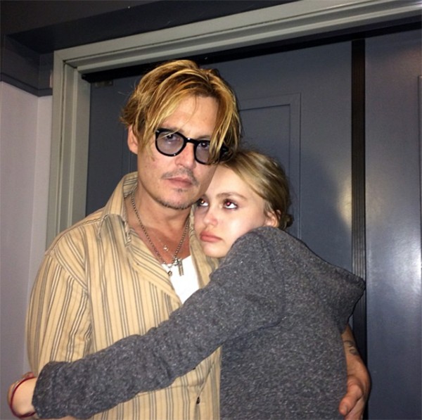 Johnny e Lily-Rose Depp (Foto: Instagram)