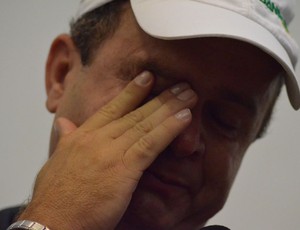 Galego se emociona após o apito final do árbitro (Foto: João Áquila/GLOBOESPORTE.COM) Galego se emociona após o apito final do árbitro (Foto: João Áquila/GLOBOESPORTE.COM)