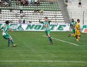 Marcel comemora gol pelo Juventude (Foto: Juventude/Divulgação)