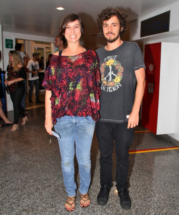 Maria Paula e namorado (Foto: Graça Paes/ Photo Rionews)