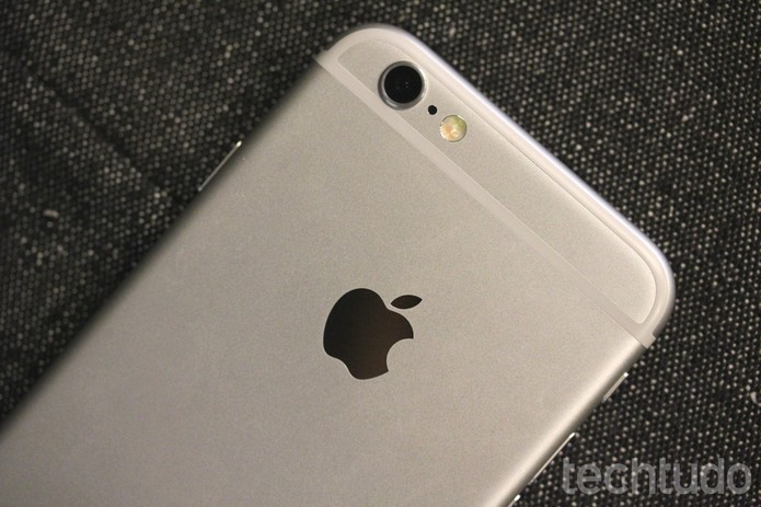 Sucessores do iPhone 6 podem vir com carregador sem fio (Foto: Luana Marfim/TechTudo)