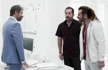 Leandro Hassum aparece 'triplicado' em 'Chapa Quente'; veja os bastidores da cena!