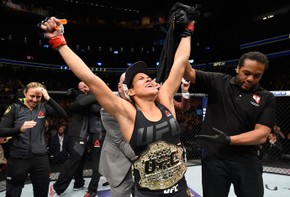 Amanda Nunes UFC 207 (Foto: Getty Images) Amanda Nunes UFC 207 (Foto: Getty Images)