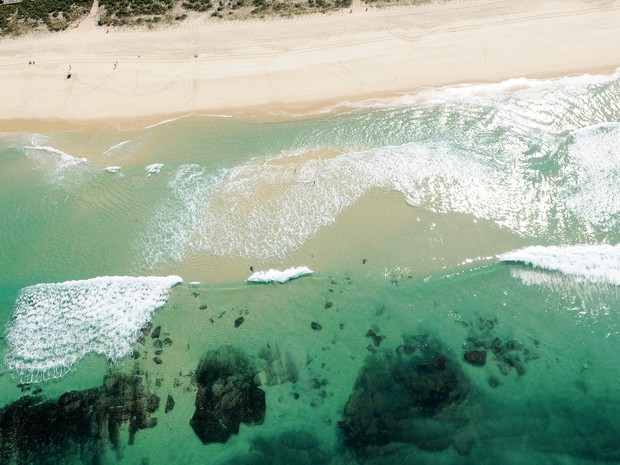 Foto aérea feita na Praia da Reserva (Foto: Alexandre Durão / G1)