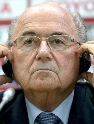 Blatter coletiva FIFA (Foto: AP)