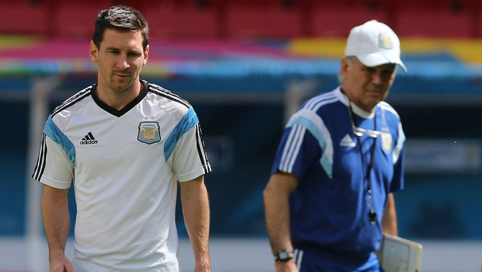 Sabella e Messi, treino Argentina (Foto: EFE) Sabella e Messi, treino Argentina (Foto: EFE)