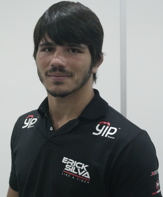 Erick Silva, lutador de MMA (Foto: Richard Pinheiro/GloboEsporte.com)