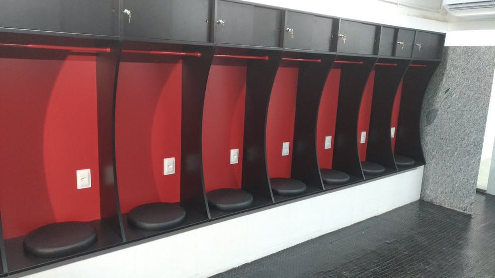 Vestiário do Flamengo na nova Arena (Foto: Vicente Seda)
