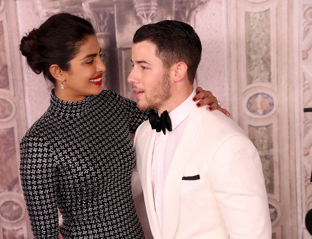 Nick Jonas e Pryanka Chopra (Foto: Getty Images) Nick Jonas e Pryanka Chopra (Foto: Getty Images)