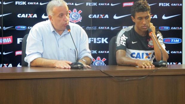 Paulinho e Roberto de Andrade Corinthians (Foto: Diego Ribeiro)