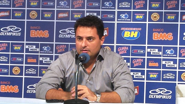 Verdão conta com Alexandre Mattos para fechar com Oswaldo por um ano