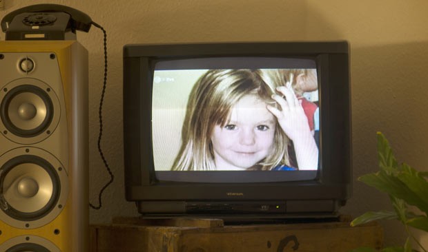 Foto de Madeleine McCann é exibida em TV em apartamento em Berlim, na Alemanha, nesta quinta-feira (17) (Foto: AFP)
