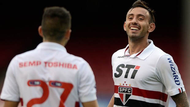 Cañete gol São Paulo (Foto: Evelson de Freitas / Ag. Estado)