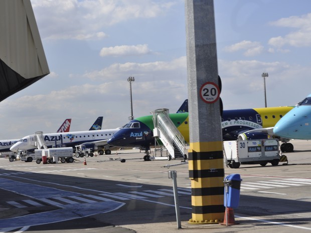 Área de estacionamento das aeronaves no Aeroporto Internacional de Viracopos, em Campinas (Foto: Lana Torres / G1)