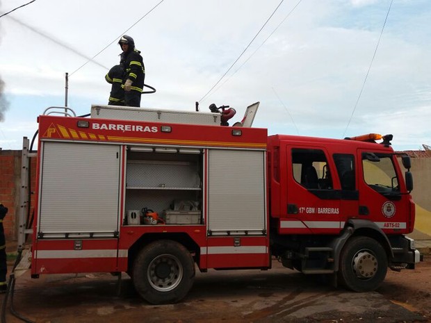 Incêndio atinge mercado na cidade de Barreiras, oeste da Bahia (Foto: Fernandez Fernandes/ Blog Sigi Vilares)